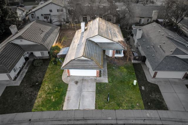 764 Cobble Hill Way, Galt, CA 95632