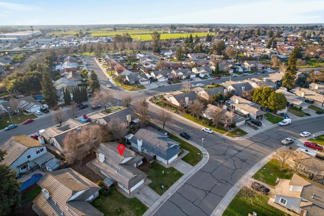 764 Cobble Hill Way, Galt, CA 95632