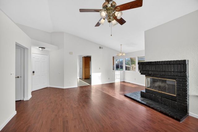 764 Cobble Hill Way, Galt, CA 95632