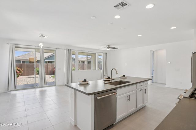 22964 E VIA DEL SOL --, Queen Creek, AZ 85142