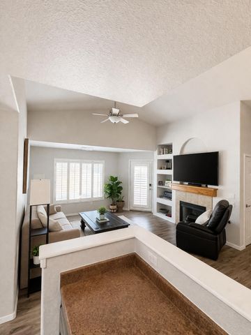 5239 Molokai Street NE, Albuquerque, NM 87111
