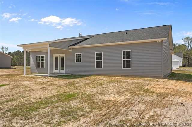 90 Orchard Lane, Parkton, NC 28371