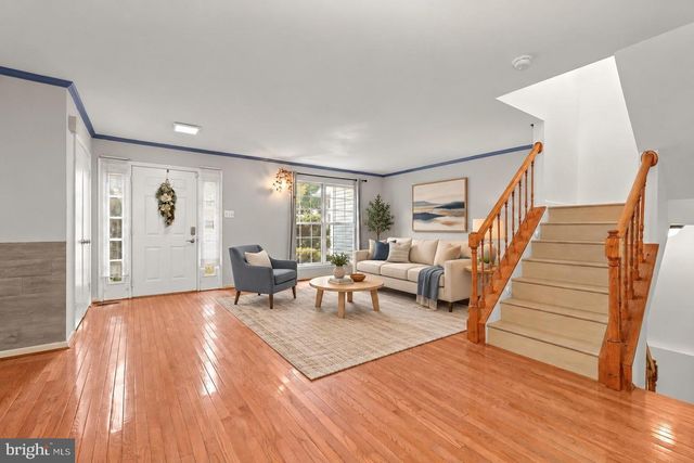 38 BATTERSEA BRIDGE CT, Lutherville Timonium, MD 21093