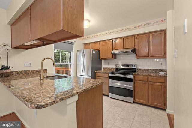 38 BATTERSEA BRIDGE CT, Lutherville Timonium, MD 21093