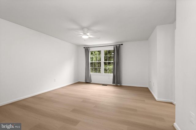 38 BATTERSEA BRIDGE CT, Lutherville Timonium, MD 21093