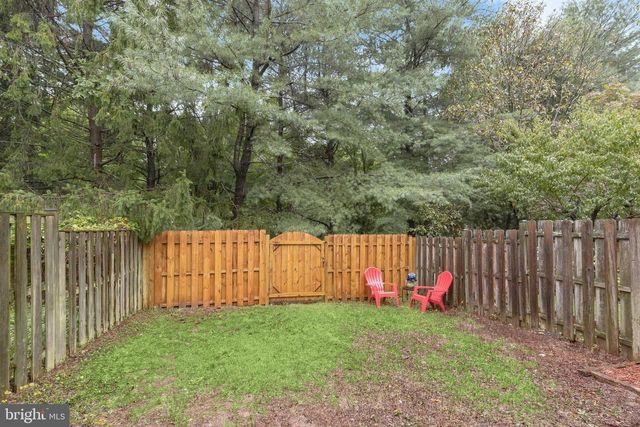 38 BATTERSEA BRIDGE CT, Lutherville Timonium, MD 21093