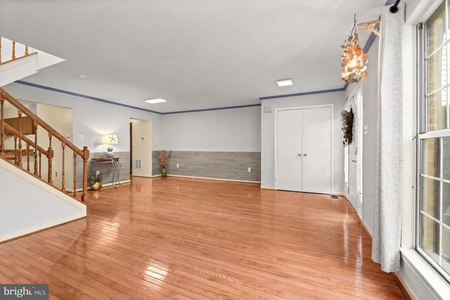 38 BATTERSEA BRIDGE CT, Lutherville Timonium, MD 21093