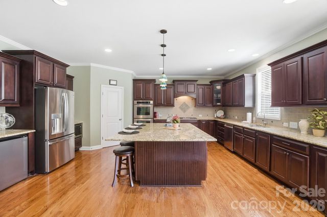 3219 Lakehurst Crossing, Matthews, NC 28104