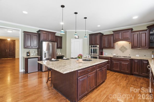 3219 Lakehurst Crossing, Matthews, NC 28104