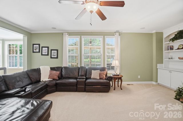 3219 Lakehurst Crossing, Matthews, NC 28104