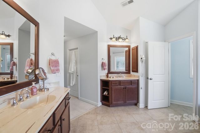3219 Lakehurst Crossing, Matthews, NC 28104