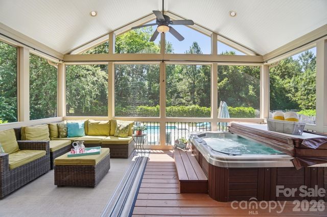 3219 Lakehurst Crossing, Matthews, NC 28104