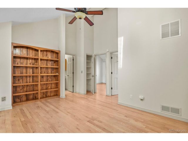 7602 S Cove Cir, Centennial, CO 80122