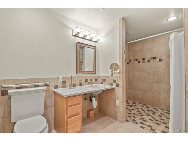 7602 S Cove Cir, Centennial, CO 80122