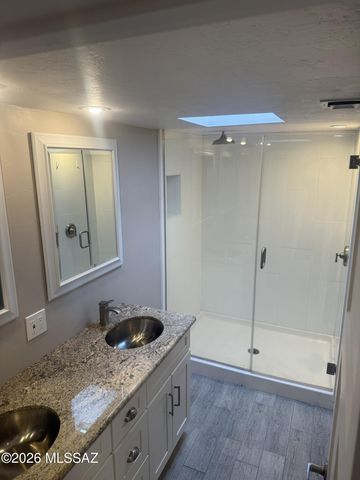 3750 N Country Club Rd Apt 44, Tucson, AZ 85716