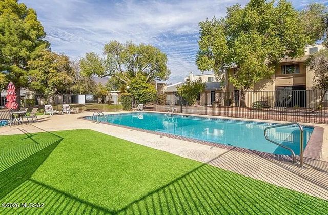 3750 N Country Club Rd Apt 44, Tucson, AZ 85716