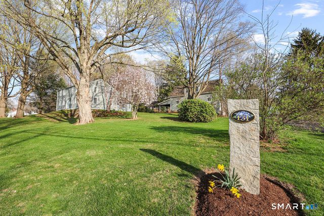 131 Tryon Street, Glastonbury, CT 06073