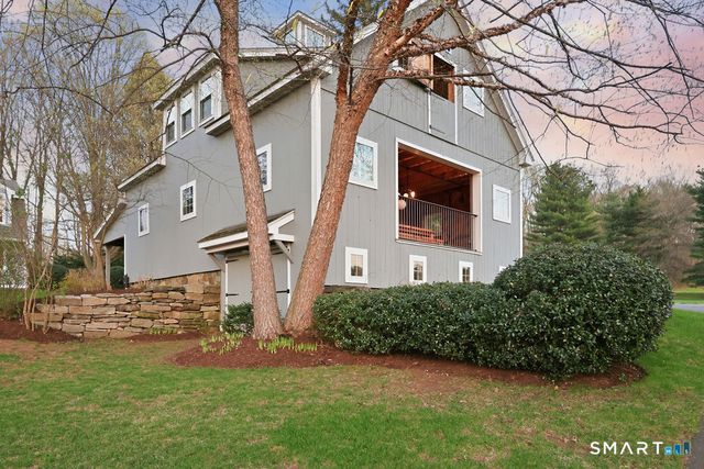 131 Tryon Street, Glastonbury, CT 06073