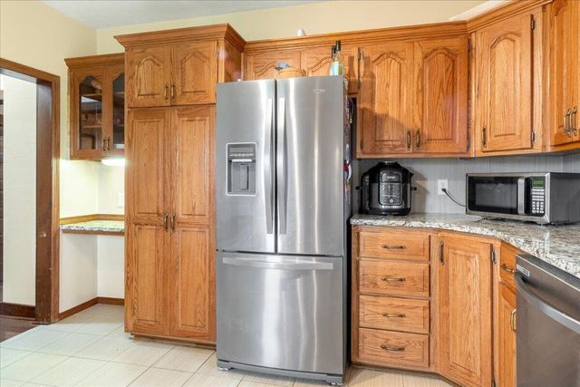 898 Short State Hwy Y, Marshfield, MO 65706