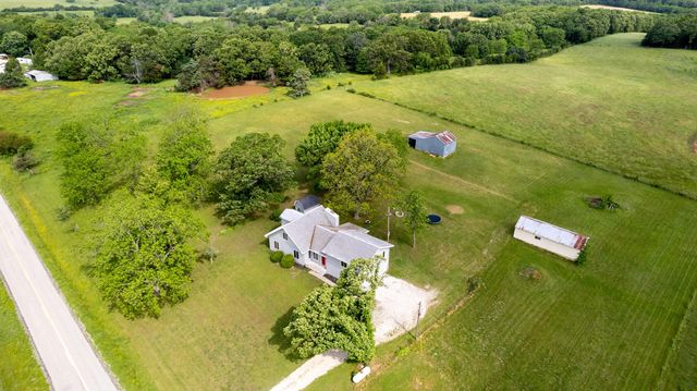 898 Short State Hwy Y, Marshfield, MO 65706
