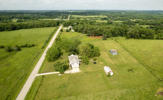 898 Short State Hwy Y, Marshfield, MO 65706