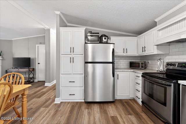 14910 Galston Blvd, Louisville, KY 40272