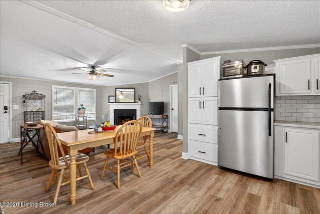 14910 Galston Blvd, Louisville, KY 40272