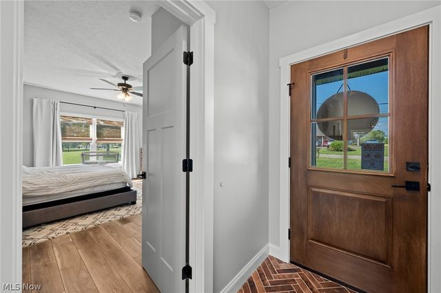 5272 California Avenue, Louisville, OH 44641