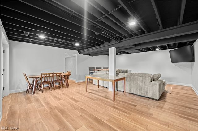 5272 California Avenue, Louisville, OH 44641