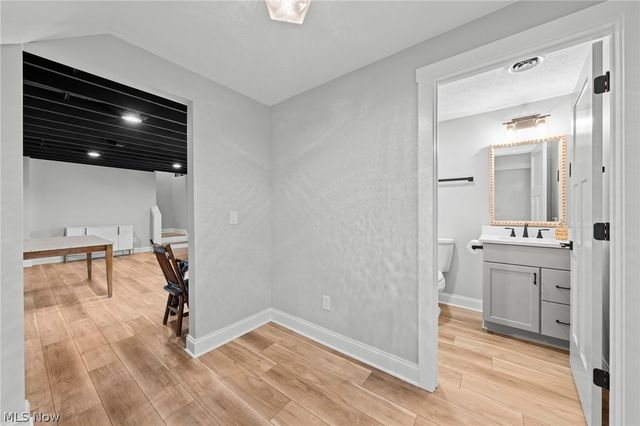 5272 California Avenue, Louisville, OH 44641