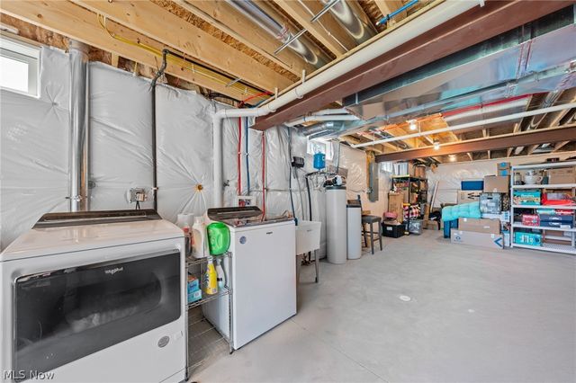 5272 California Avenue, Louisville, OH 44641
