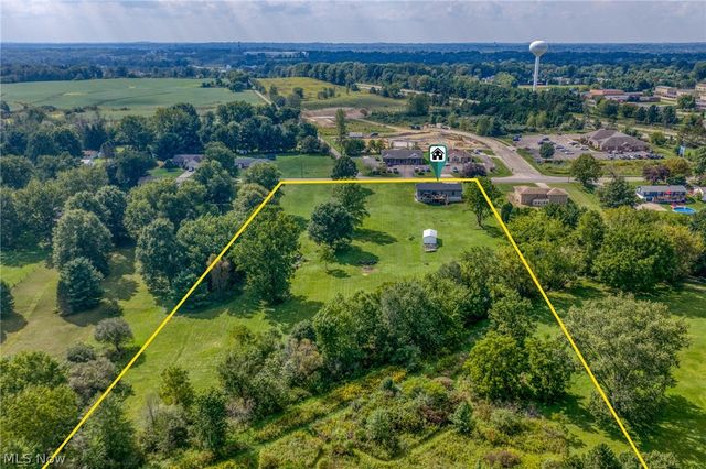 5272 California Avenue, Louisville, OH 44641