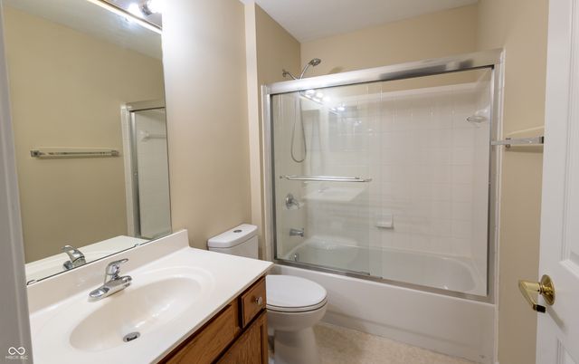 4933 Opal Ridge Lane Lane 208, Indianapolis, IN 46237