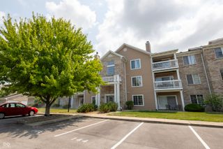 4933 Opal Ridge Lane Lane 208, Indianapolis, IN 46237