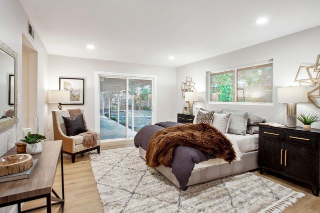 4945 Pasadena Ave, Sacramento, CA 95841