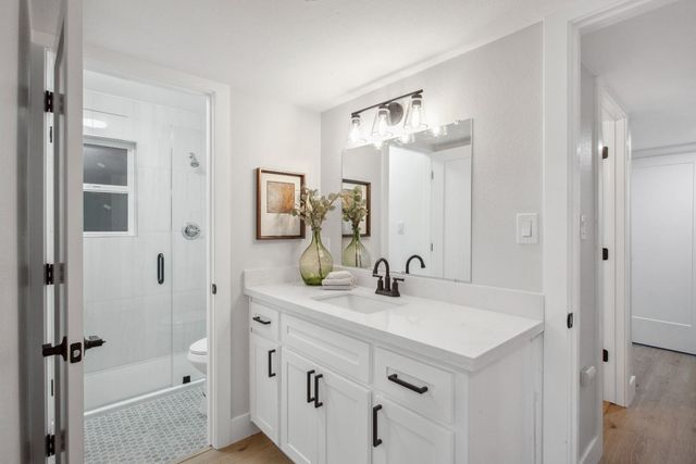 4945 Pasadena Ave, Sacramento, CA 95841