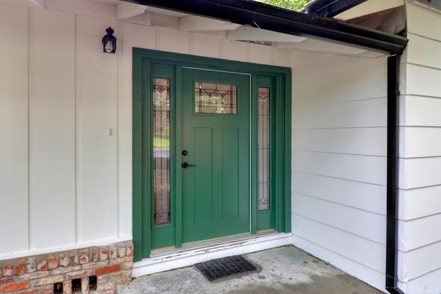 4945 Pasadena Ave, Sacramento, CA 95841