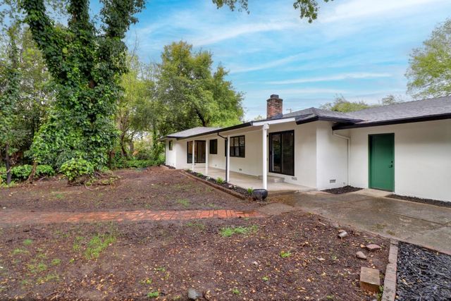 4945 Pasadena Ave, Sacramento, CA 95841