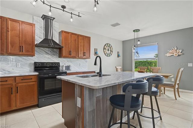3451 MANATI COURT, Cape Coral, FL 33909