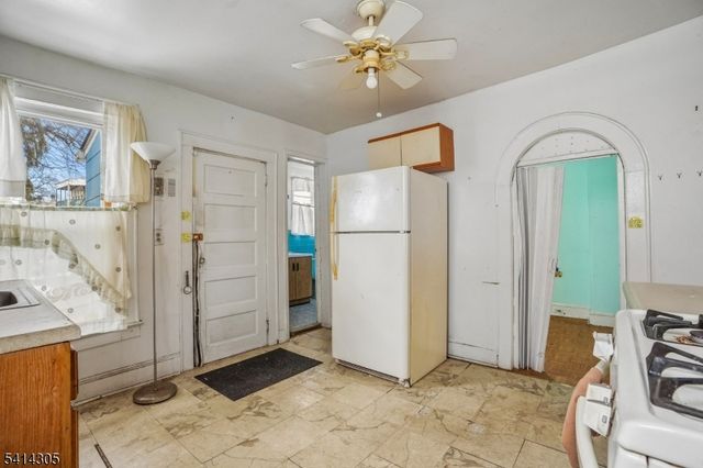 68 Chestnut St, Montclair Twp., NJ 07042