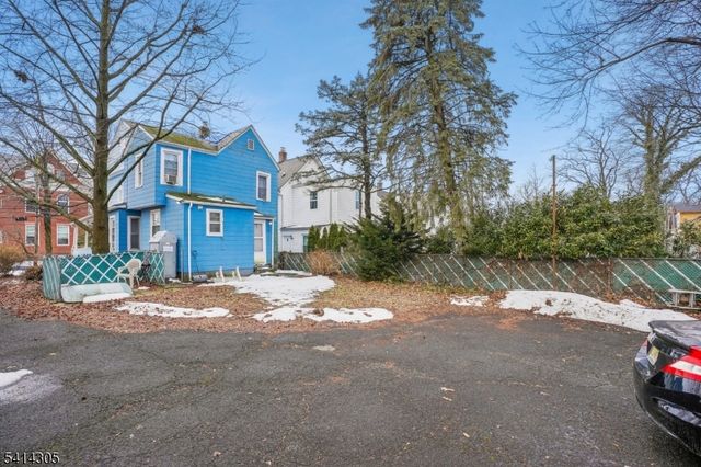 68 Chestnut St, Montclair Twp., NJ 07042