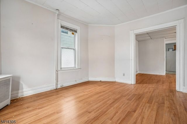 68 Chestnut St, Montclair Twp., NJ 07042