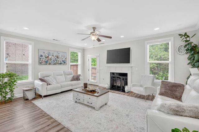 9786 Glenmore Ln, Brentwood, TN 37027