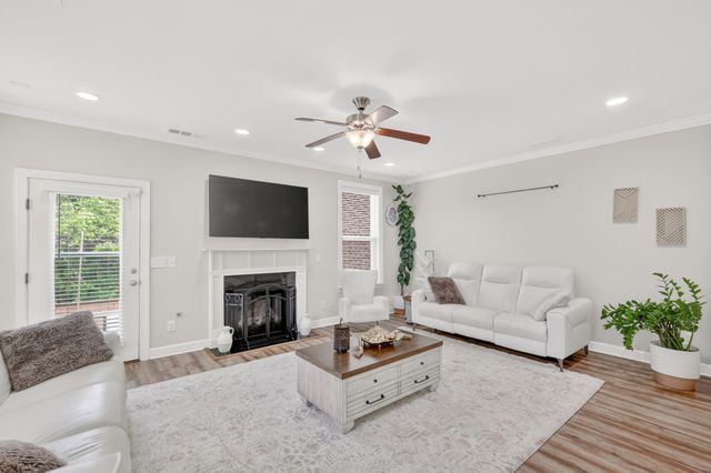 9786 Glenmore Ln, Brentwood, TN 37027