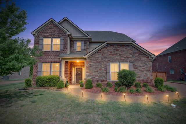 9786 Glenmore Ln, Brentwood, TN 37027