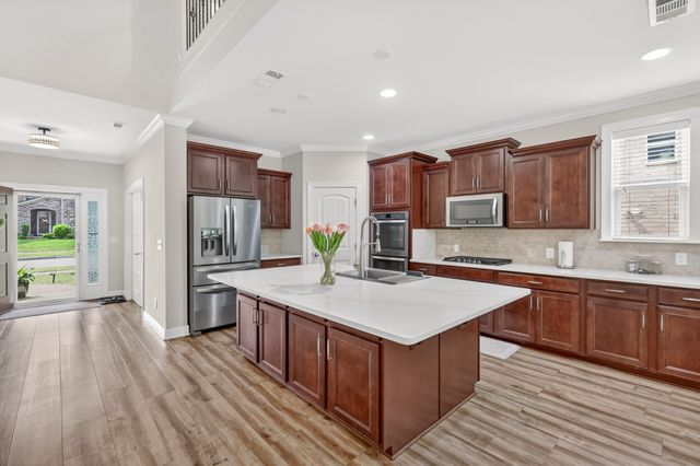 9786 Glenmore Ln, Brentwood, TN 37027