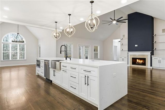 44 S Arbor Shores Drive, Newnan, GA 30265