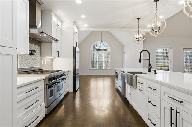 44 S Arbor Shores Drive, Newnan, GA 30265