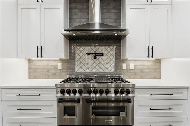 44 S Arbor Shores Drive, Newnan, GA 30265