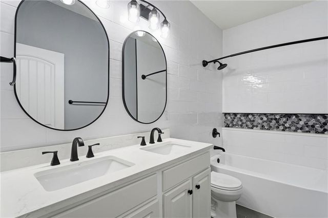 44 S Arbor Shores Drive, Newnan, GA 30265